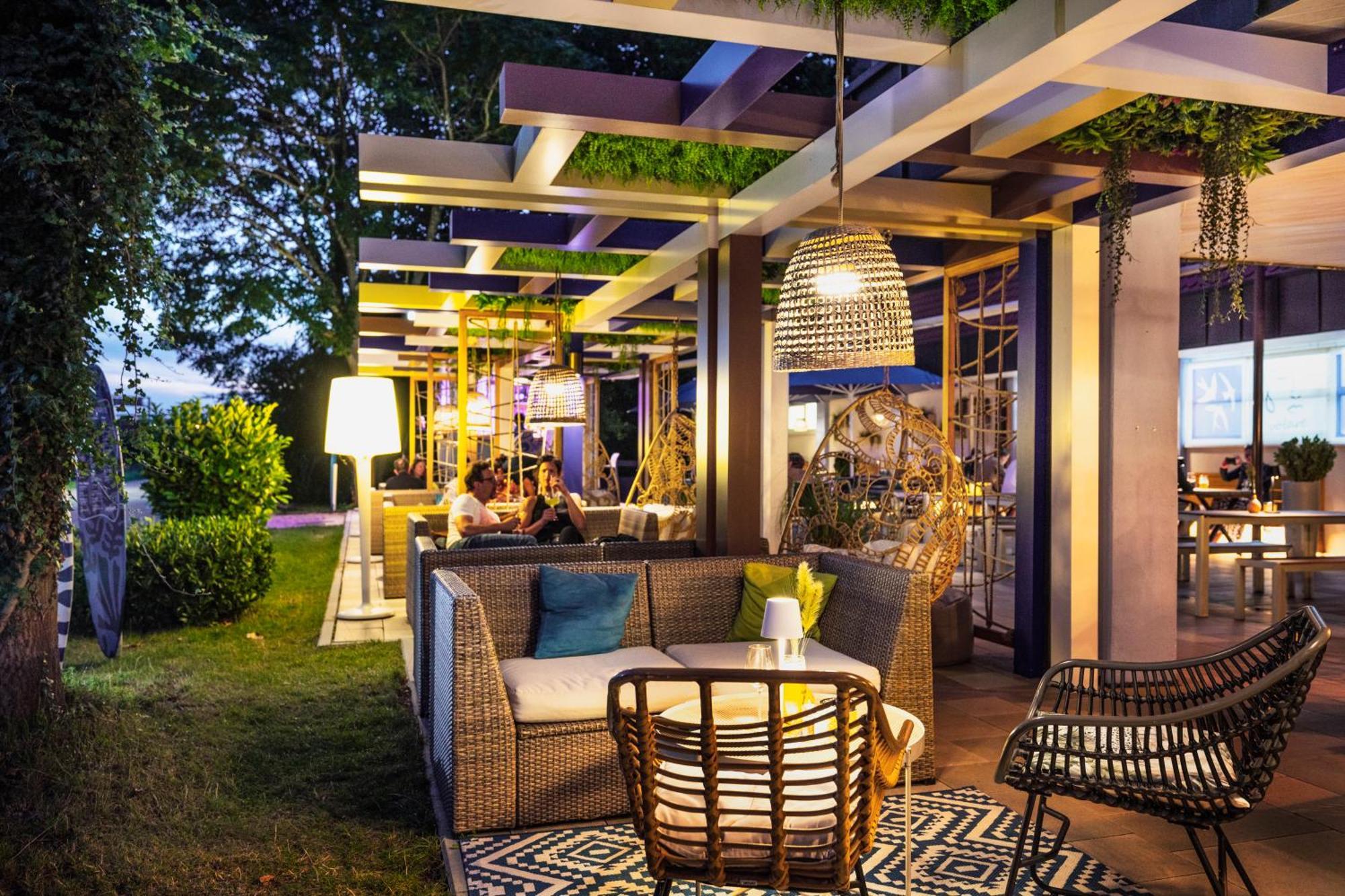 Ibis Styles Regensburg Hotel Exterior photo
