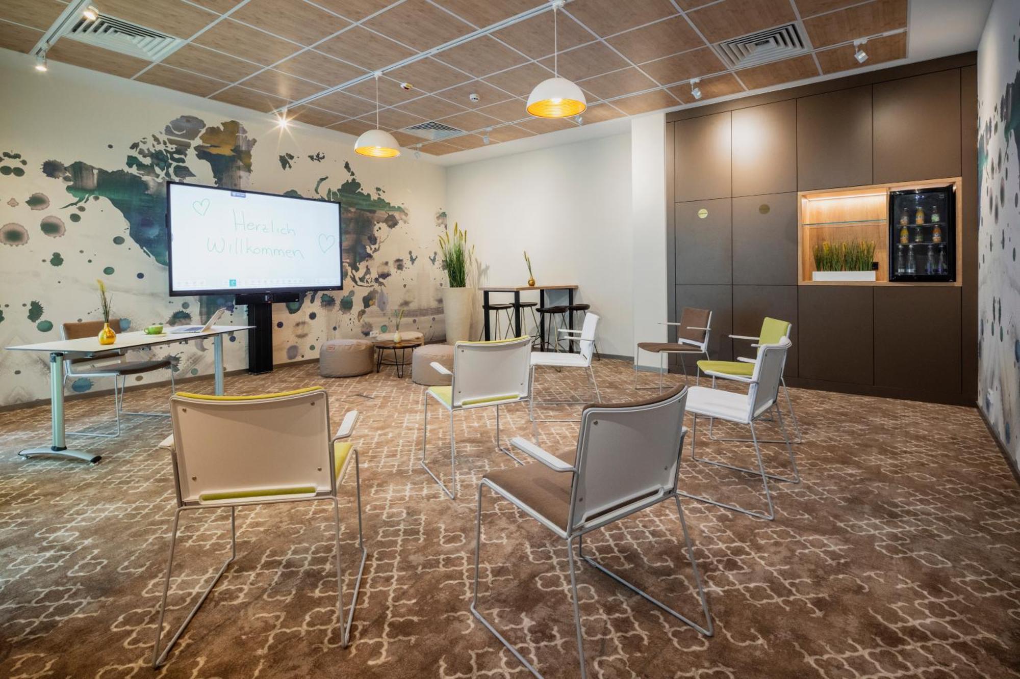 Ibis Styles Regensburg Hotel Exterior photo