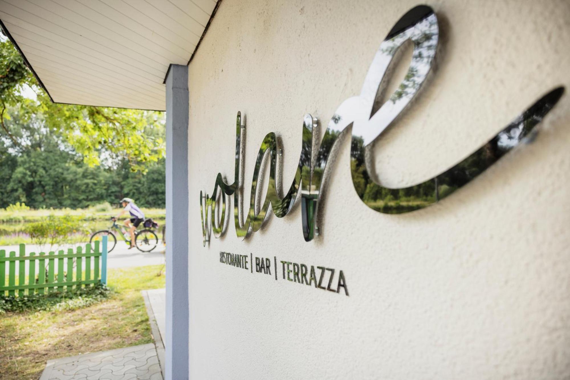 Ibis Styles Regensburg Hotel Exterior photo