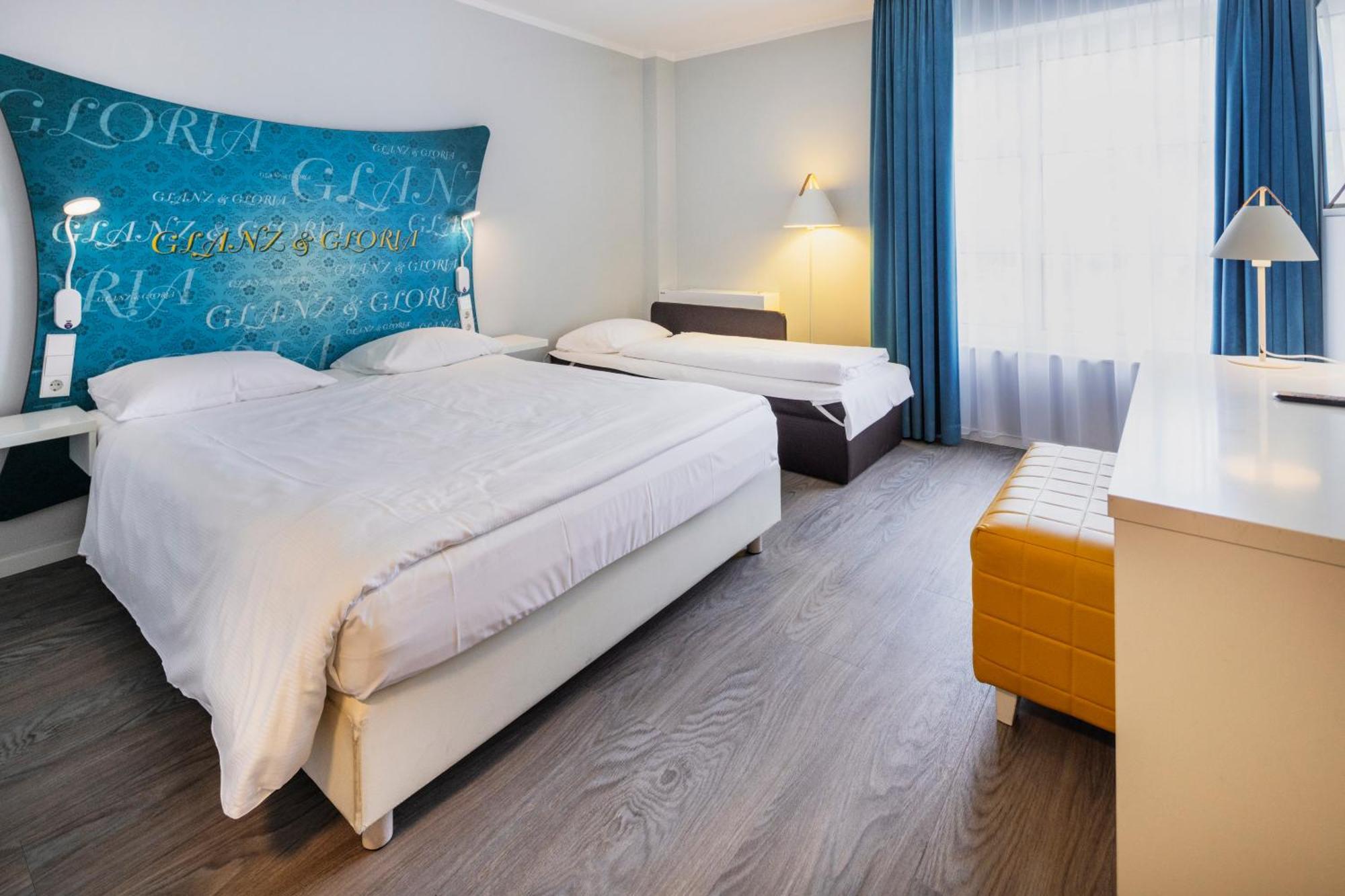 Ibis Styles Regensburg Hotel Exterior photo