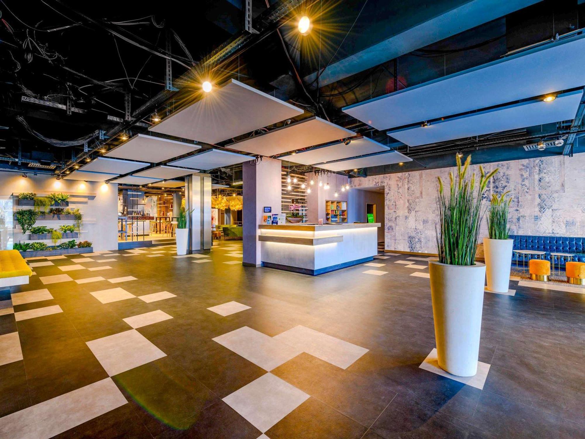 Ibis Styles Regensburg Hotel Exterior photo