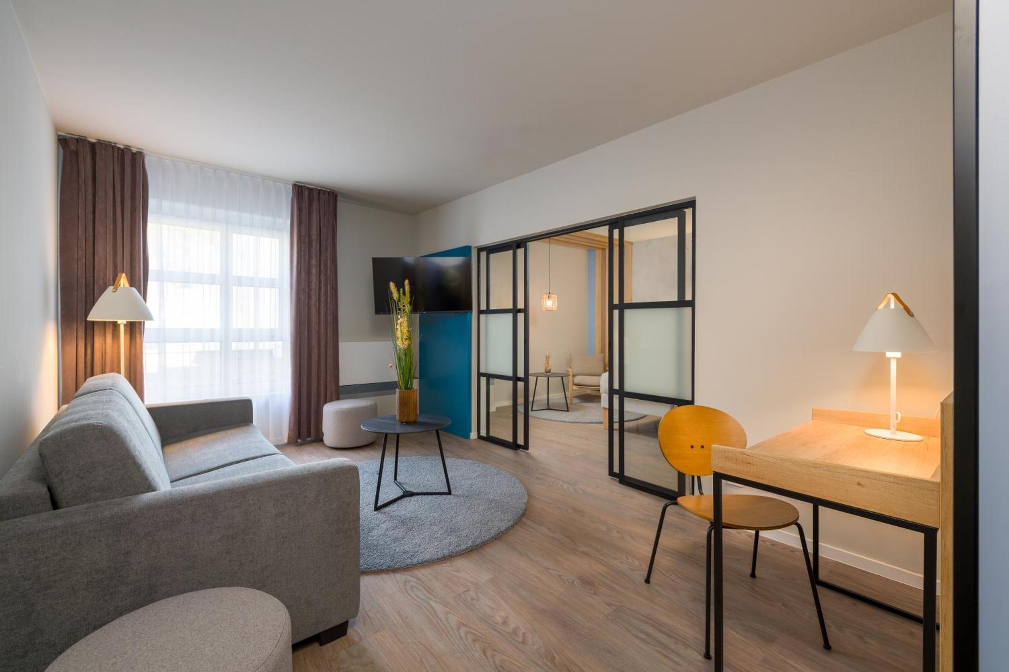 Ibis Styles Regensburg Hotel Exterior photo