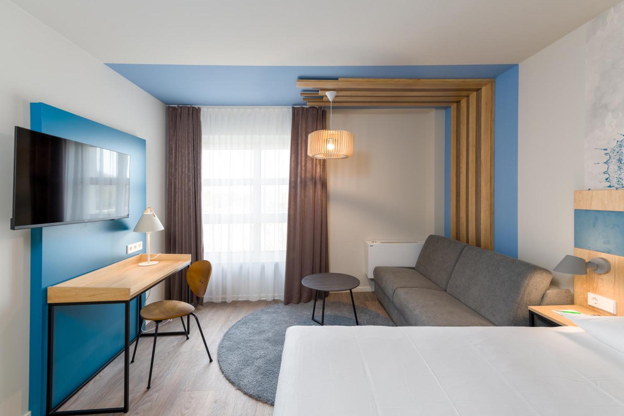 Ibis Styles Regensburg Hotel Exterior photo