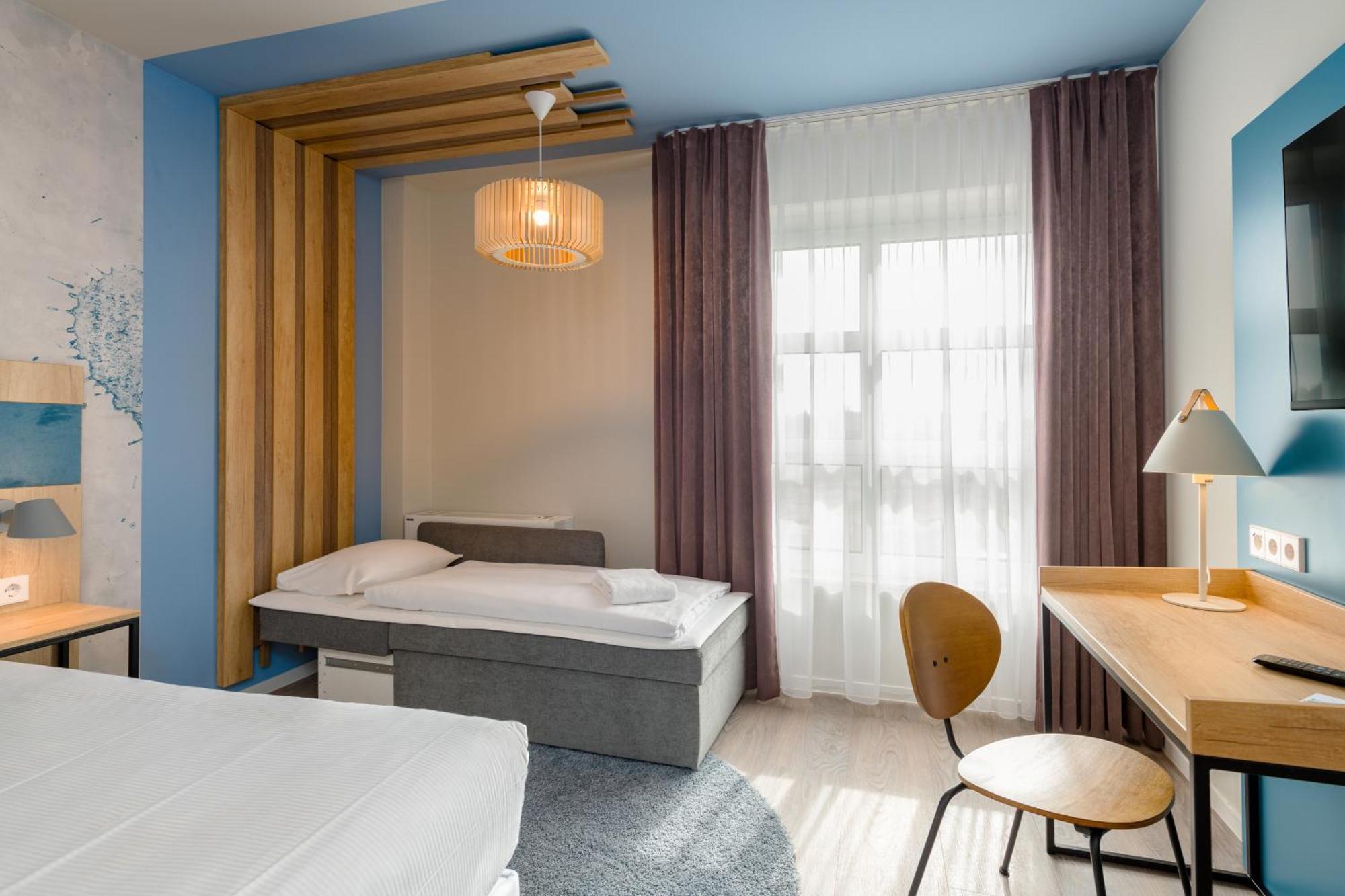 Ibis Styles Regensburg Hotel Exterior photo