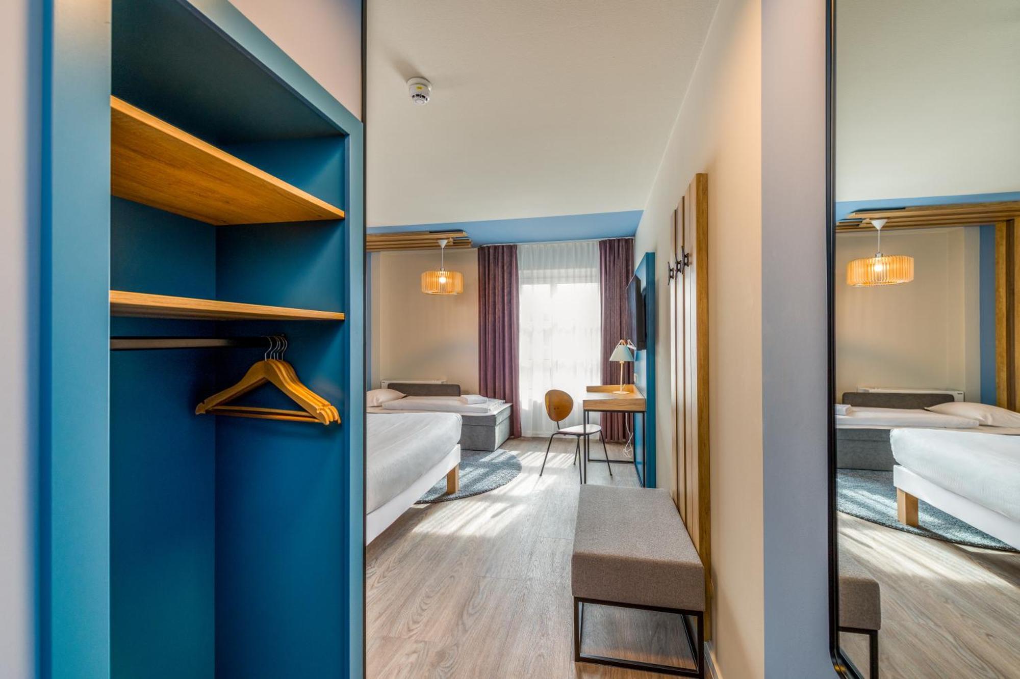 Ibis Styles Regensburg Hotel Exterior photo