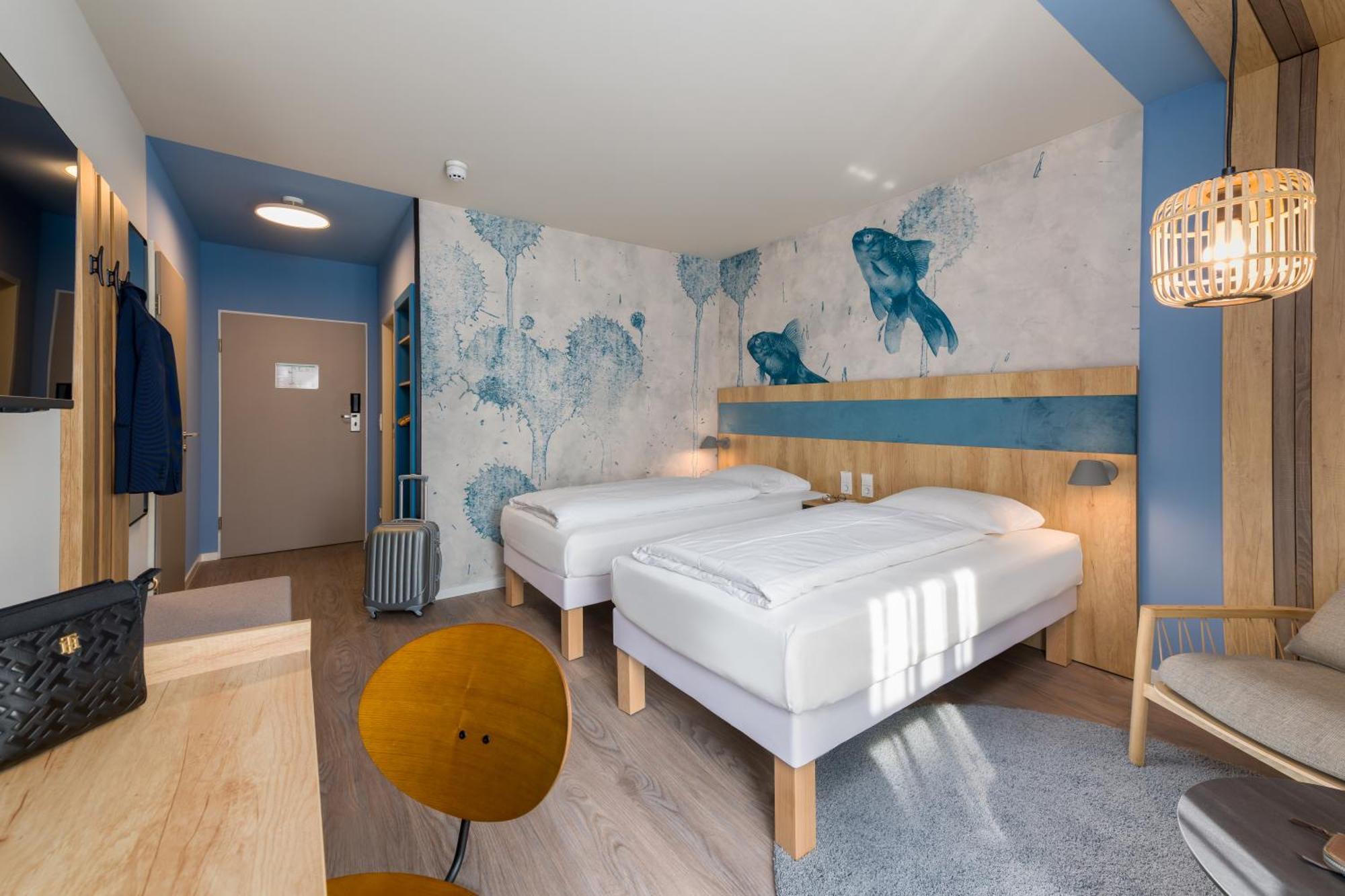 Ibis Styles Regensburg Hotel Exterior photo