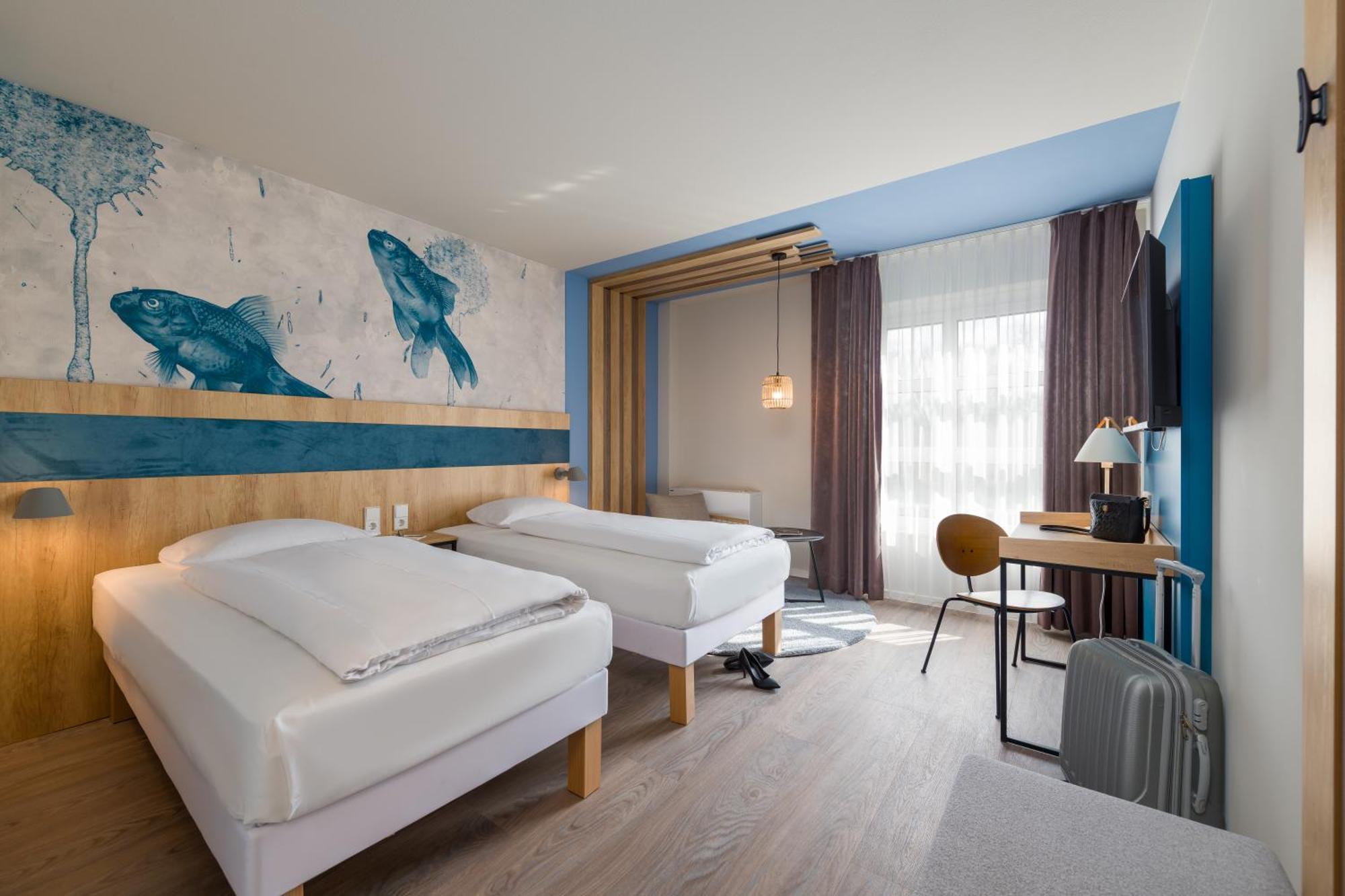 Ibis Styles Regensburg Hotel Exterior photo